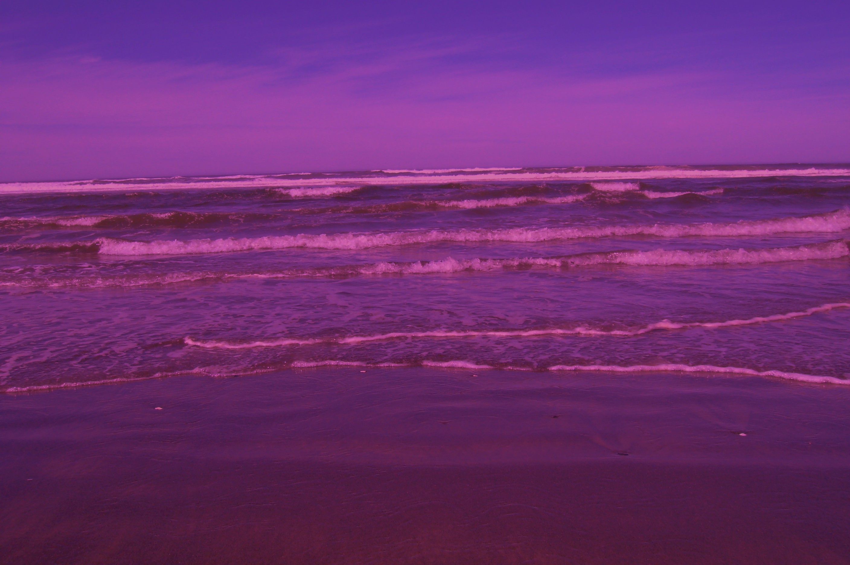 create a purple ocean.